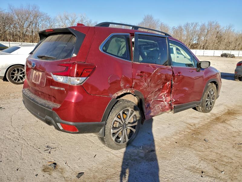 Фото 3 - SUBARU FORESTER