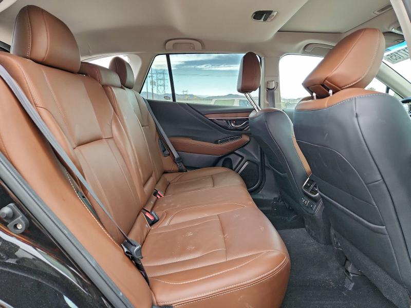 Фото 11 - SUBARU OUTBACK