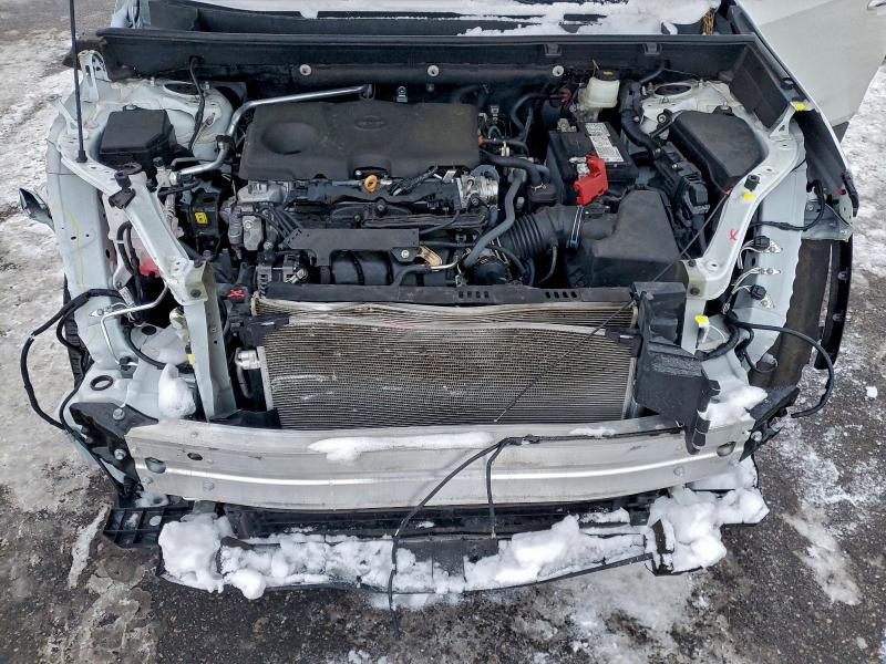 Фото 12 - TOYOTA RAV4