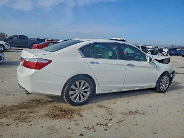 Фото 3 - HONDA ACCORD