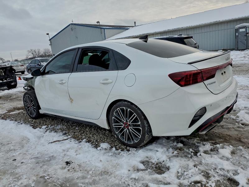 Фото 2 - KIA FORTE