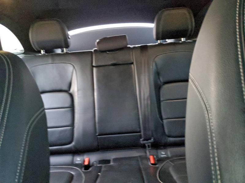 Фото 10 - JAGUAR F-PACE