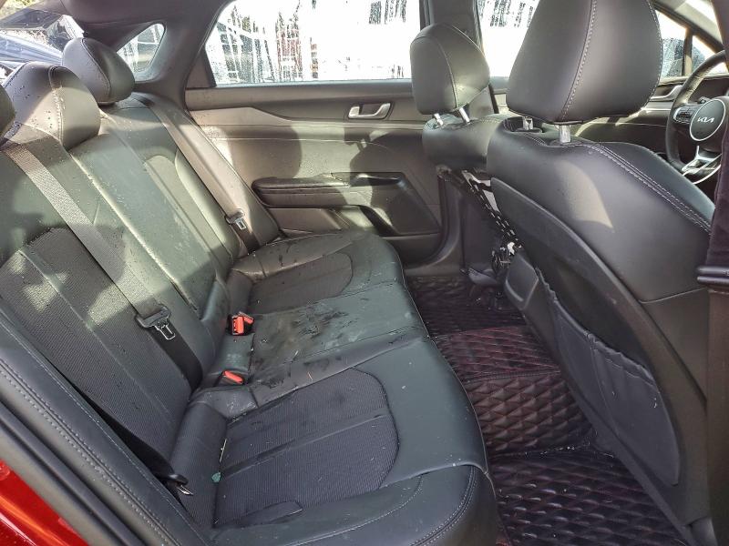 Фото 10 - KIA K5