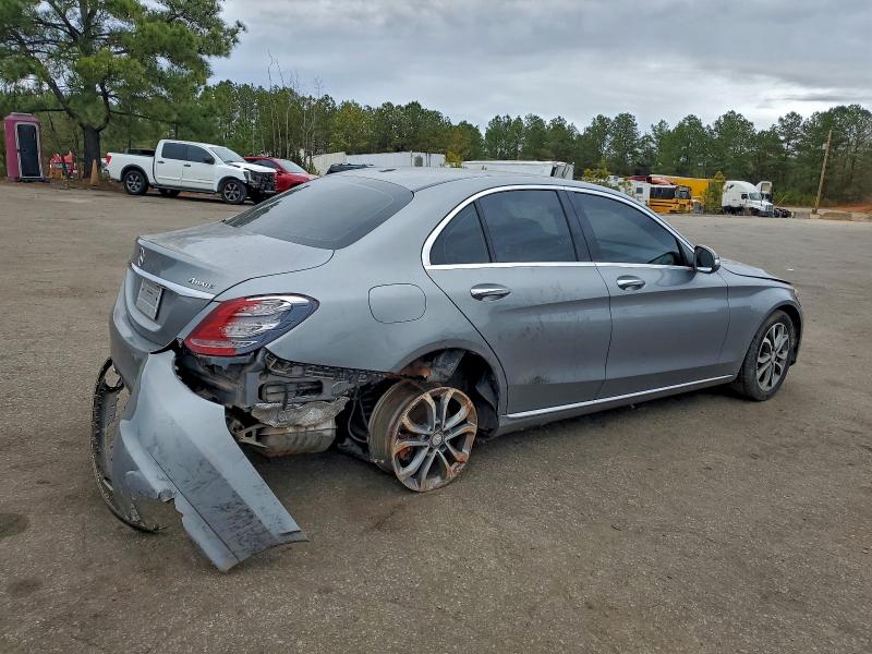 Фото 3 - MERCEDES-BENZ C-CLASS