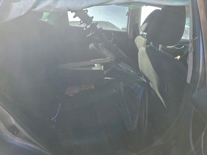 Фото 11 - NISSAN ROGUE