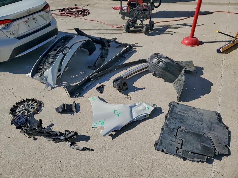 Фото 12 - TOYOTA COROLLA