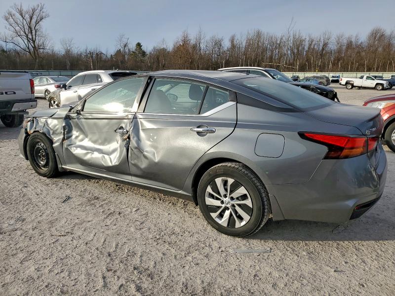 Фото 2 - NISSAN ALTIMA