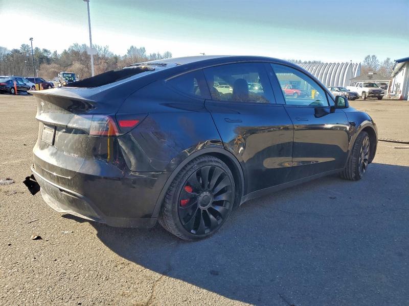Фото 3 - TESLA MODEL Y