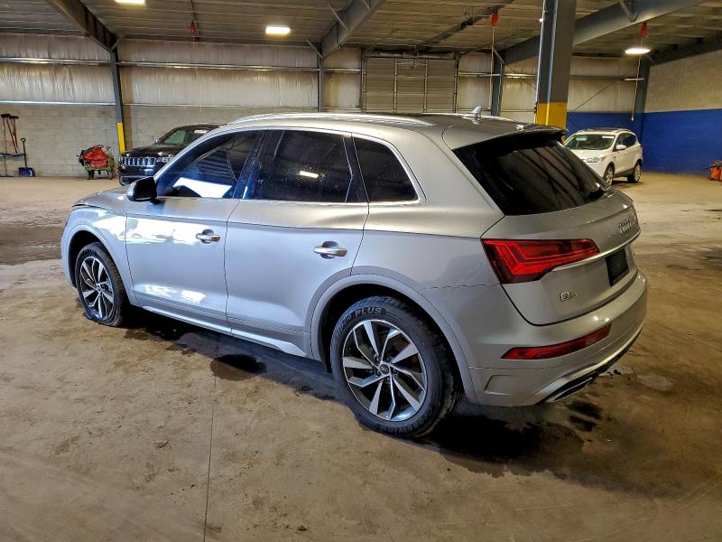 Фото 2 - AUDI Q5