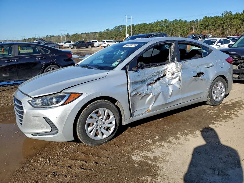 Фото 1 - HYUNDAI ELANTRA