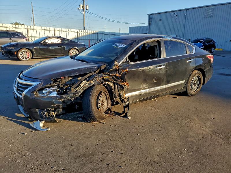 Фото 1 - NISSAN ALTIMA