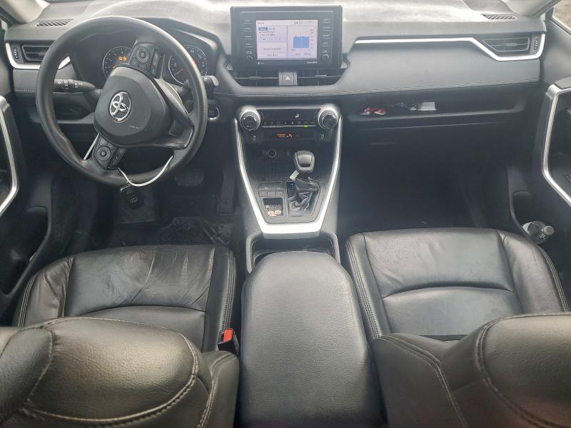 Фото 8 - TOYOTA RAV4