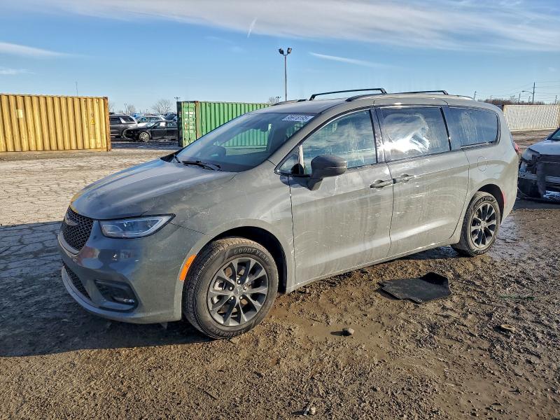 Фото 1 - CHRYSLER PACIFICA