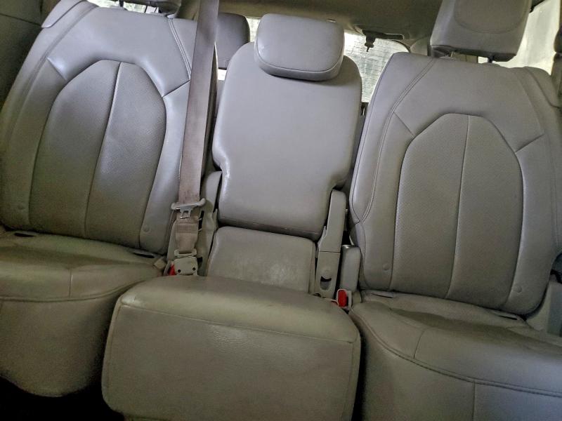 Фото 10 - CHRYSLER PACIFICA