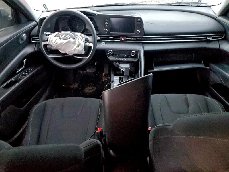 Фото 8 - HYUNDAI ELANTRA