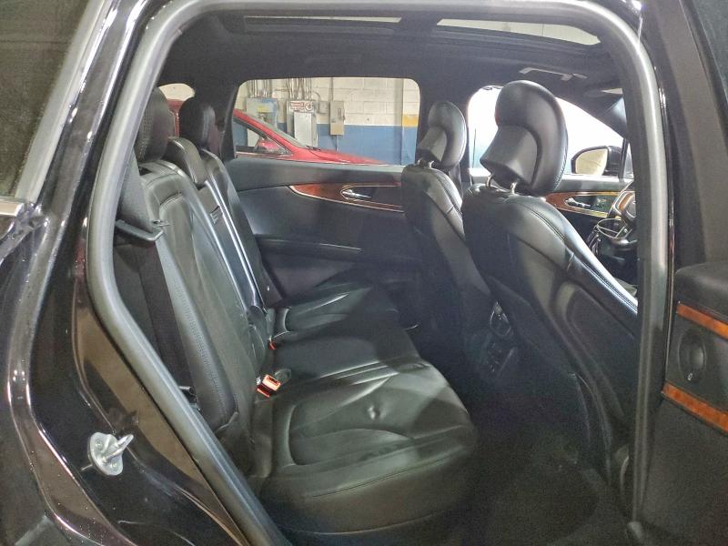 Фото 11 - LINCOLN NAUTILUS