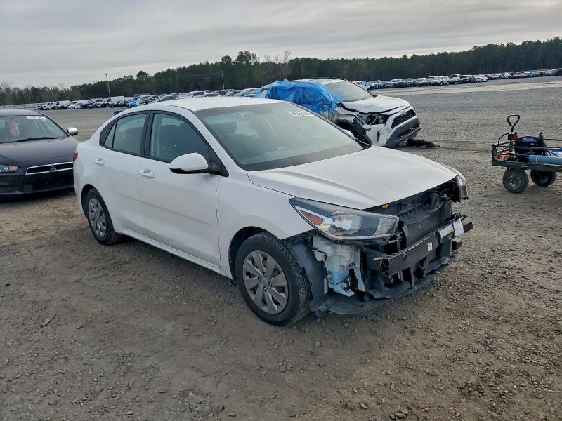 Фото 4 - KIA RIO