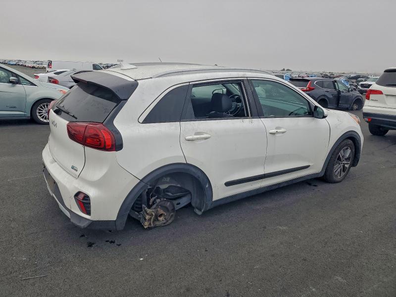 Фото 3 - KIA NIRO