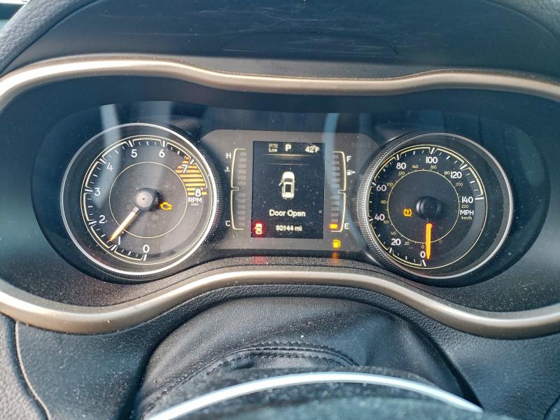 Фото 9 - JEEP GRAND CHER