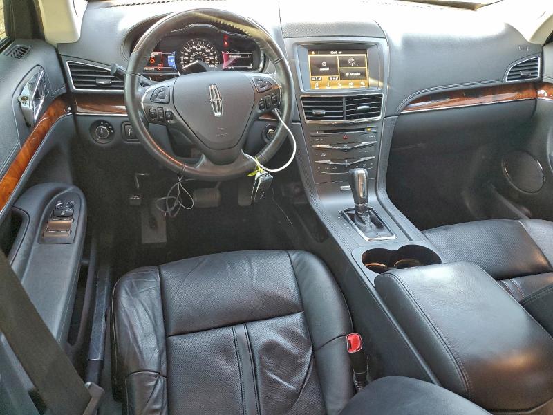 Фото 8 - LINCOLN MKT