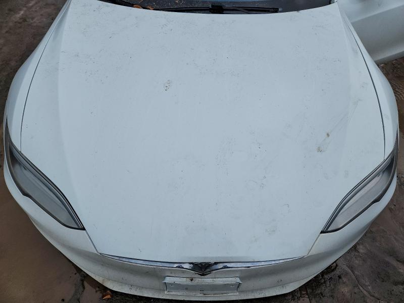 Фото 11 - TESLA MODEL S