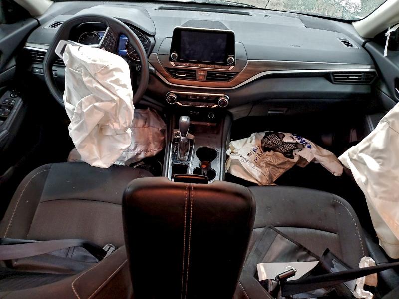 Фото 8 - NISSAN ALTIMA