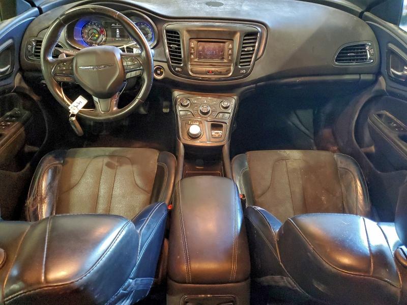 Фото 8 - CHRYSLER 200