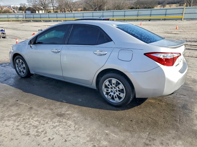 Фото 2 - TOYOTA COROLLA