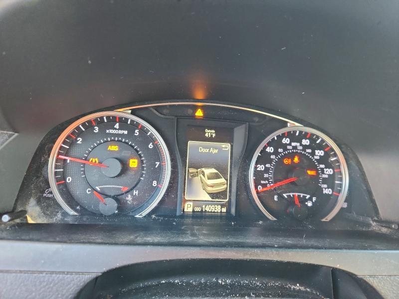 Фото 9 - TOYOTA CAMRY