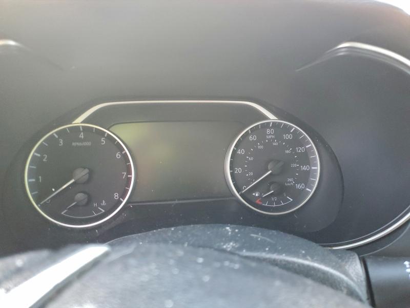 Фото 9 - NISSAN MAXIMA