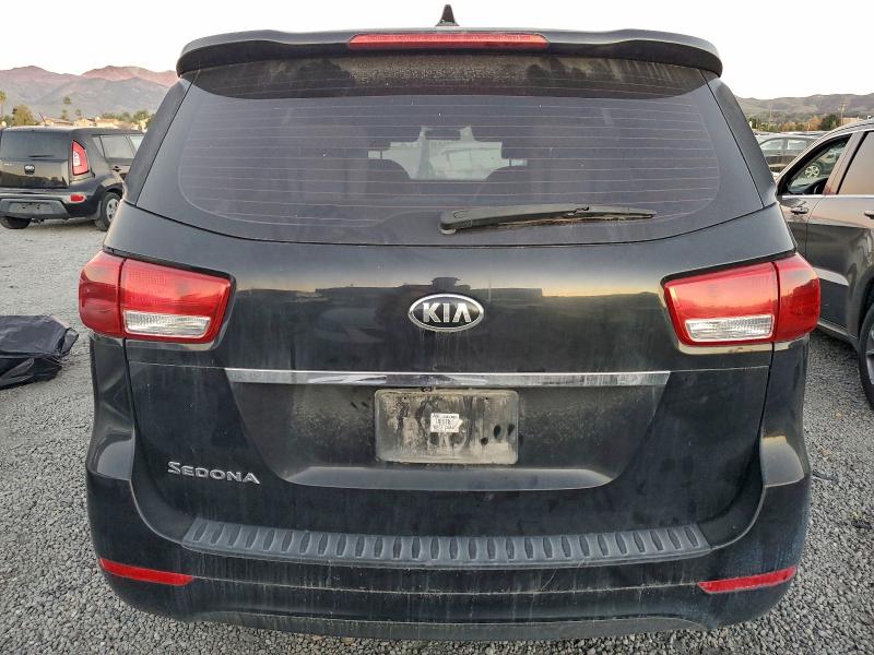 Фото 6 - KIA SEDONA