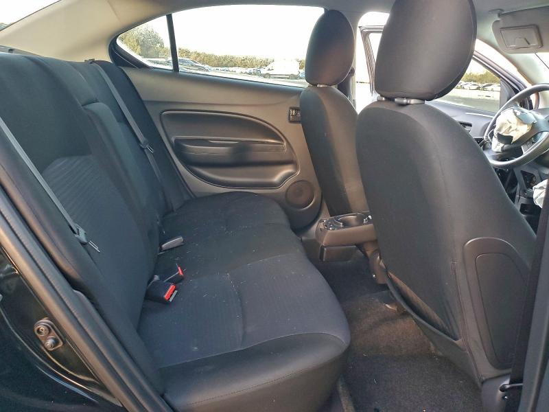 Фото 10 - MITSUBISHI MIRAGE