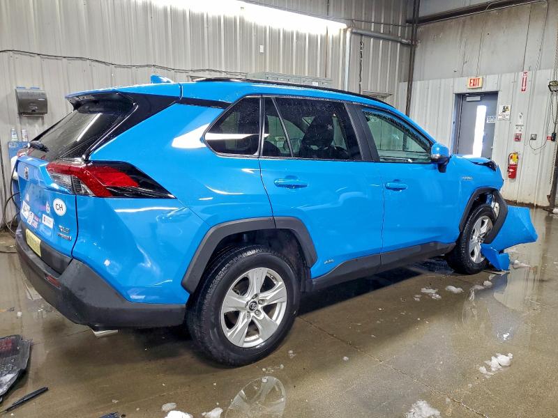 Фото 3 - TOYOTA RAV4