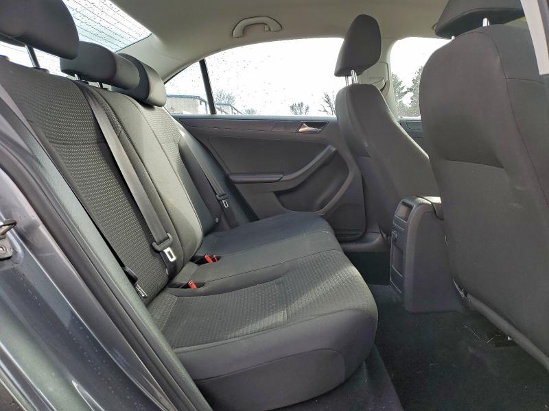 Фото 10 - VOLKSWAGEN JETTA