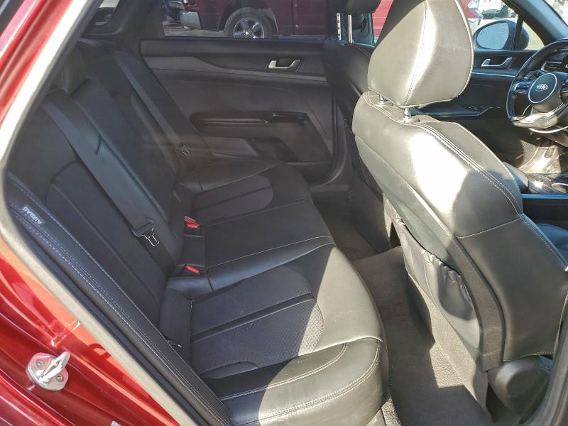 Фото 10 - KIA K5