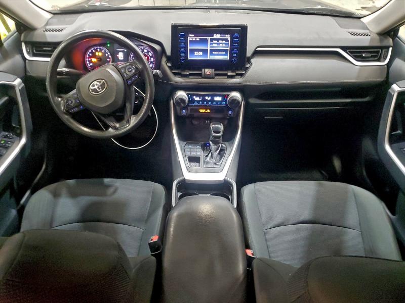 Фото 8 - TOYOTA RAV4