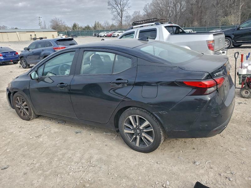 Фото 2 - NISSAN VERSA