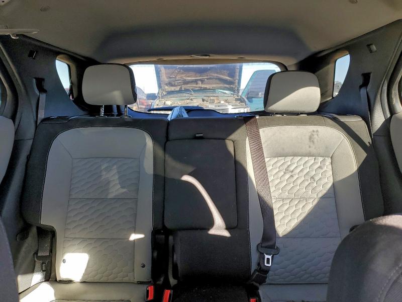 Фото 10 - CHEVROLET EQUINOX