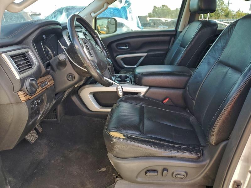 Фото 7 - NISSAN TITAN