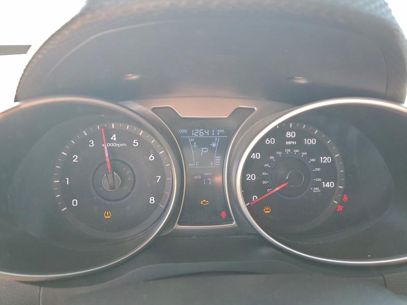 Фото 9 - HYUNDAI VELOSTER