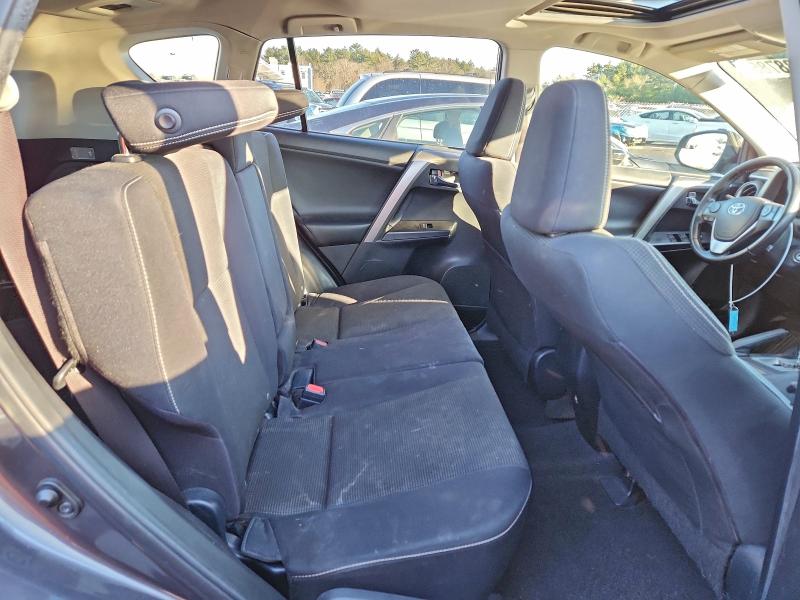 Фото 11 - TOYOTA RAV4