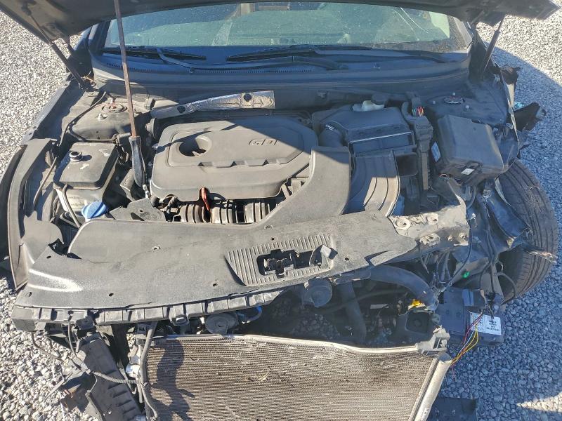 Фото 11 - HYUNDAI SONATA