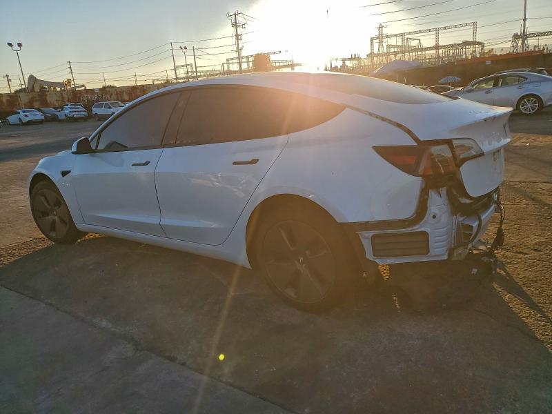 Фото 2 - TESLA MODEL 3