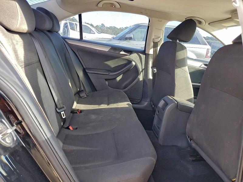 Фото 10 - VOLKSWAGEN JETTA