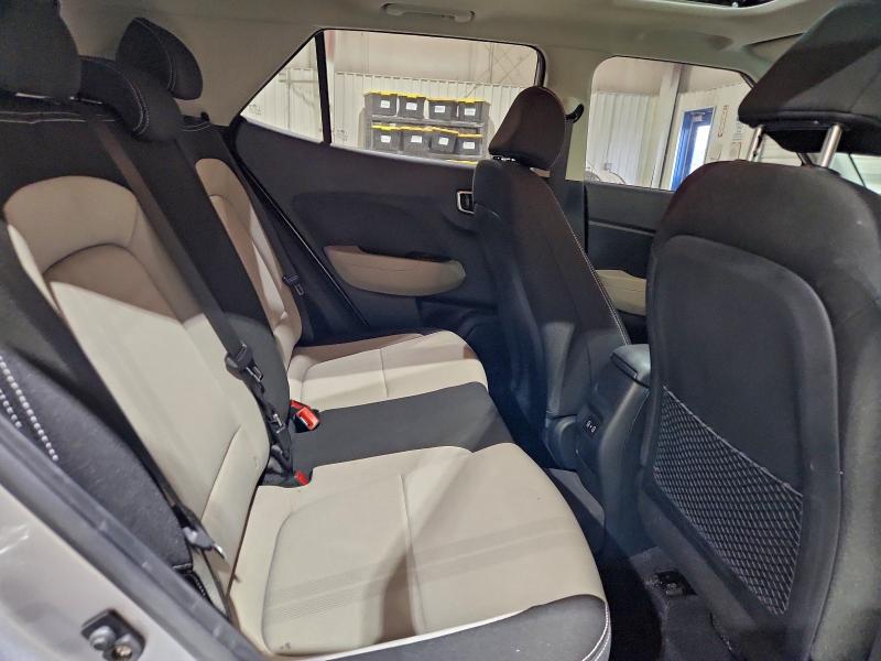 Фото 10 - HYUNDAI VENUE