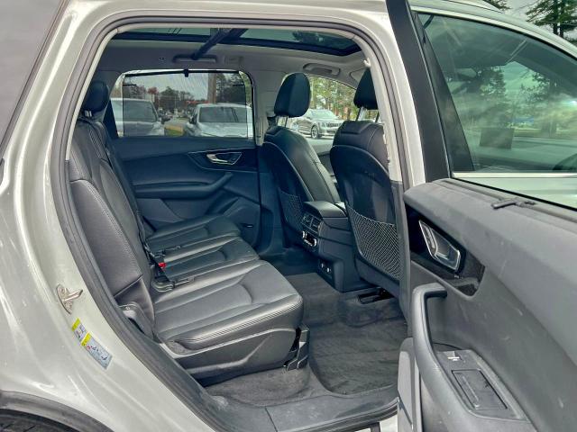 Фото 6 - AUDI Q7