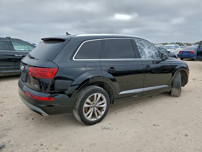 Фото 3 - AUDI Q7