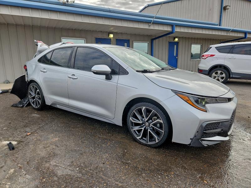 Фото 4 - TOYOTA COROLLA