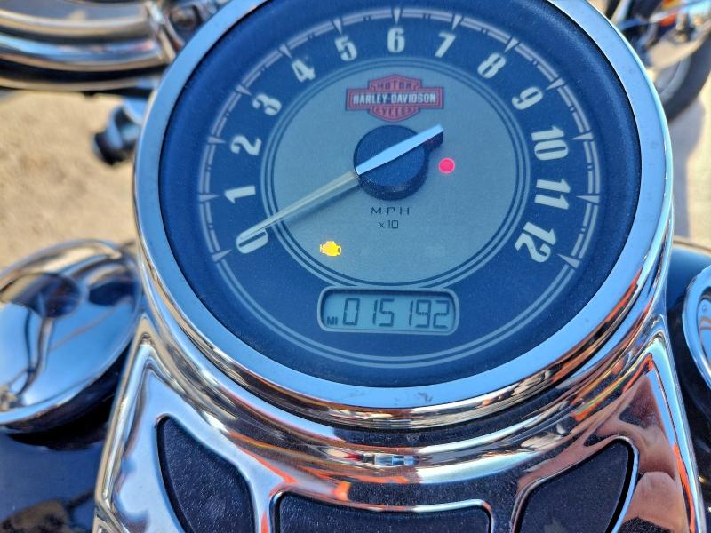 HARLEY-DAVIDSON FL 2011