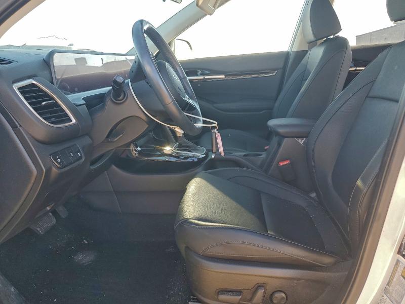 Фото 7 - KIA SELTOS